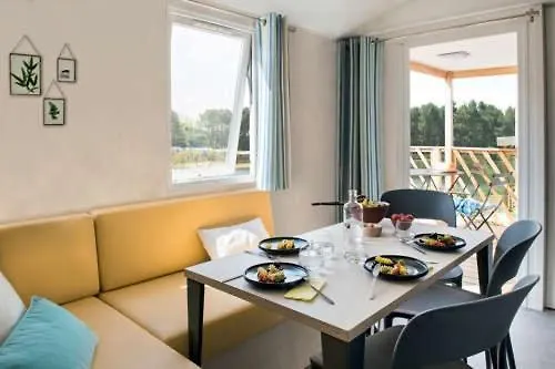 Camping Le Frejus - Maeva Hotel 3*,