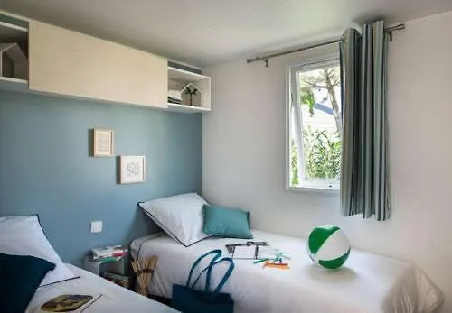 Campsite Camping Le Frejus - Maeva Hotel
